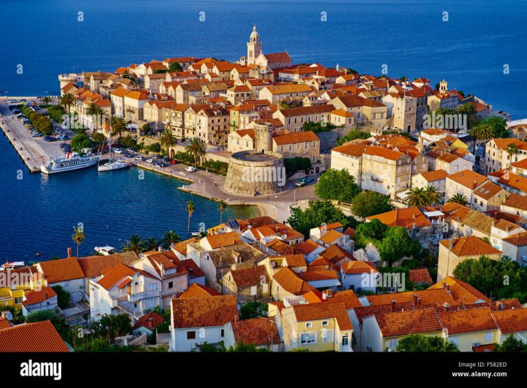 croatia-dalmatia-korcula-island-korcula-city-F582ED