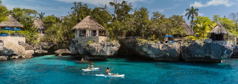 jamaica-rockhouse-hotel-paddleboard-couple-1400x500