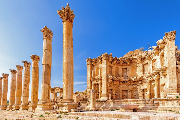 jordan-jerash-top-ruins-temples-nymphaeum