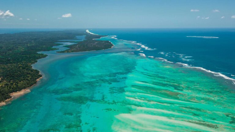 nws-st-madagascar-ile-sainte-marie-aerial